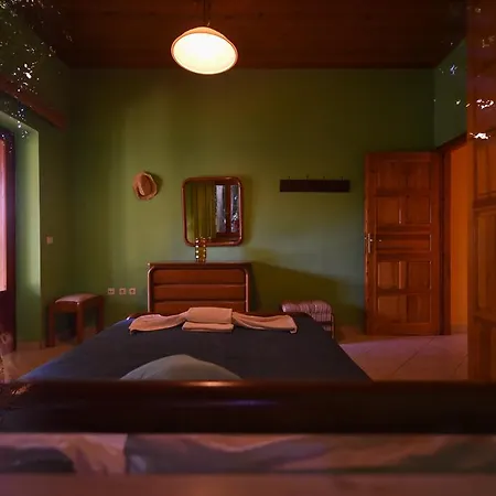 Onar A Stone House With Amazing View Tatil Evi Stoúpa