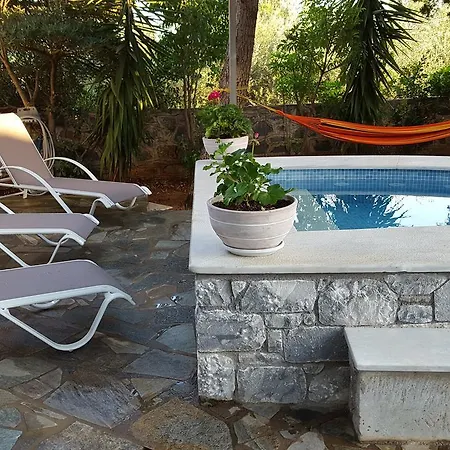 Tatil Evi Onar A Stone House With Amazing View Stoúpa