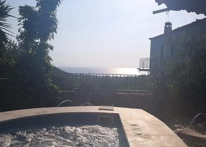 Onar A Stone House With Amazing View Дом отдыха *