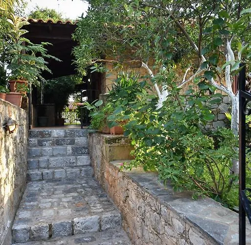 Onar A Stone House With Amazing View *