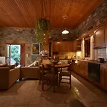 Holiday home Onar A Stone House With Amazing View Stoupa