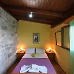 Onar A Stone House With Amazing View *