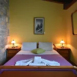 Holiday home Onar A Stone House With Amazing View Stoupa