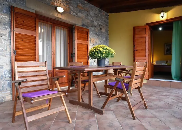 Onar A Stone House With Amazing View Stoúpa