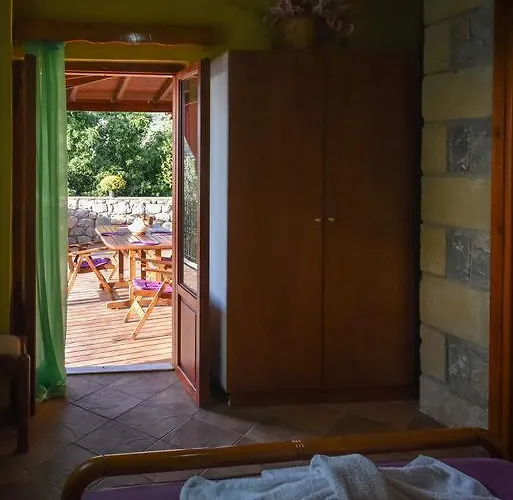 Vakantiehuis Onar A Stone House With Amazing View